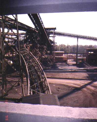 Pipe conveyor in curva